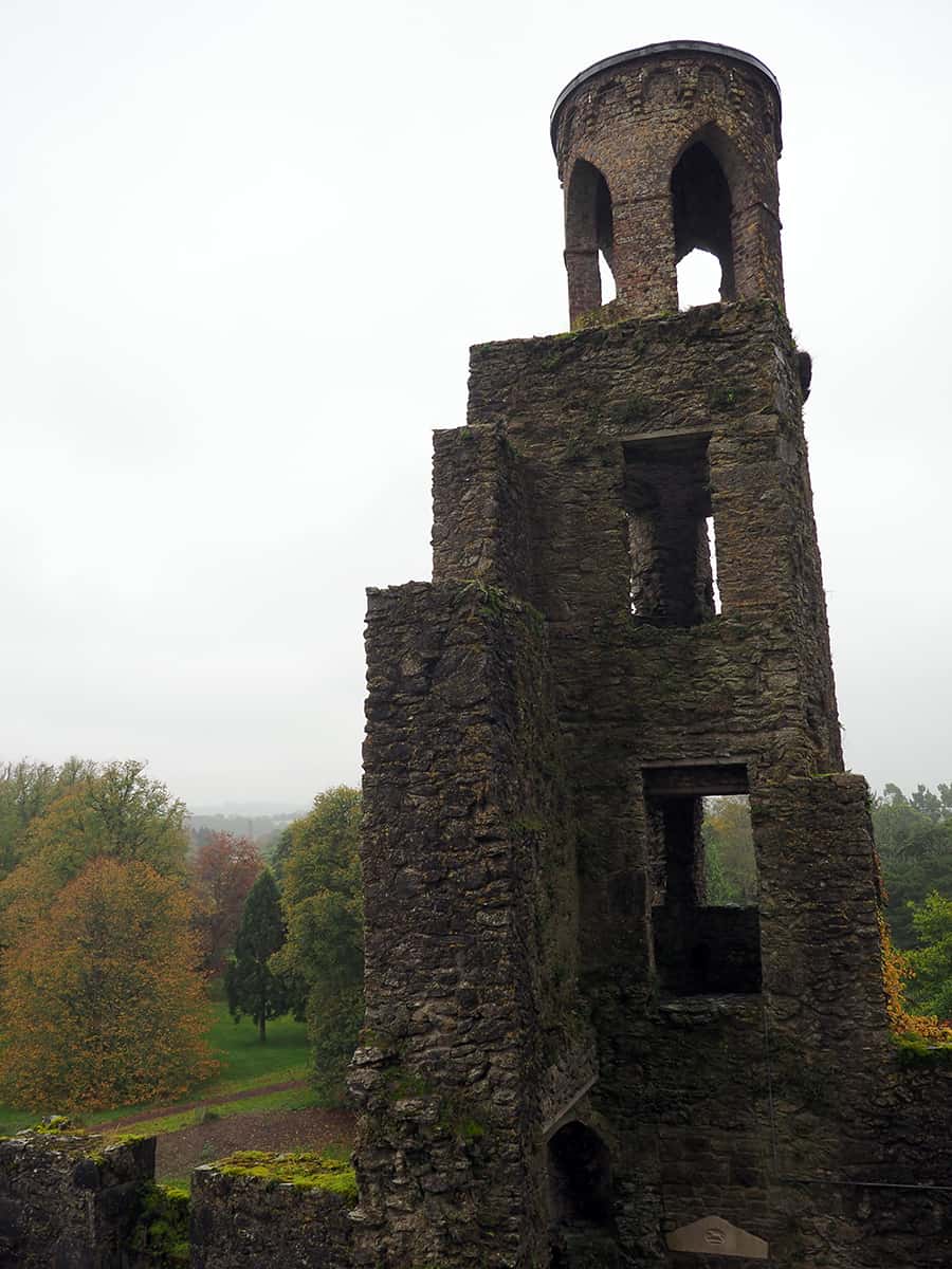 the Blarney Castle grounds in Ireland | via Autumn All Along
