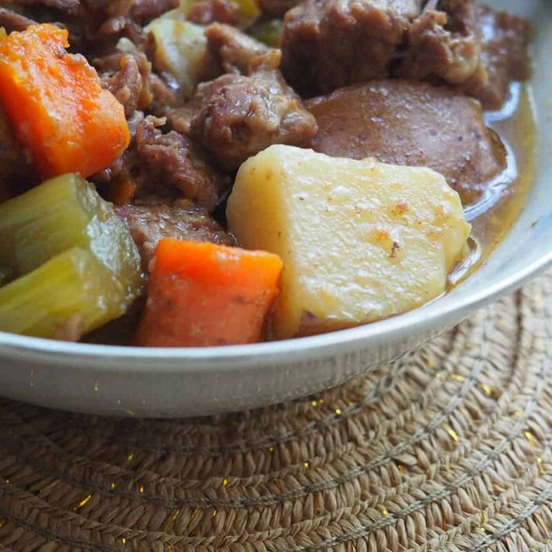 Yummy instant pot beef stew- this used to take 4-6 hours in a crock pot and now I can make it in 30 minutes! | via Autumn All Along