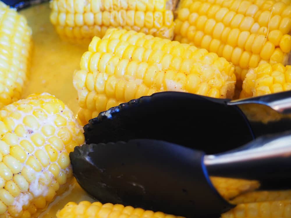 This is the easiest way to cook frozen corn on the cob! You'll be repeating this fast slow cooker recipe. | via Autumn All Along